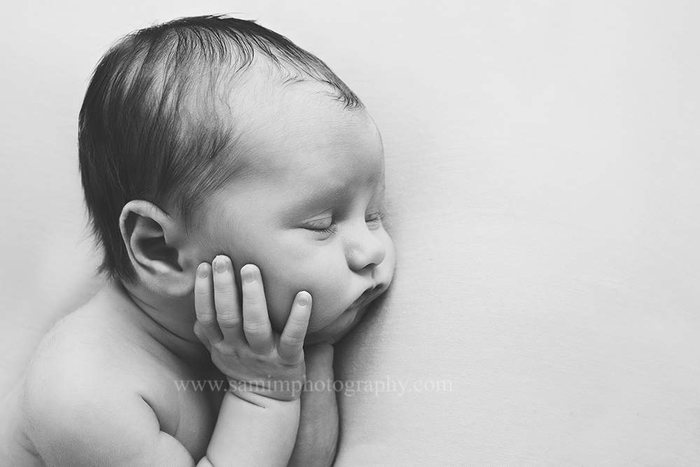 Ashburn GA photographer Snuggly Newborn Studio Session