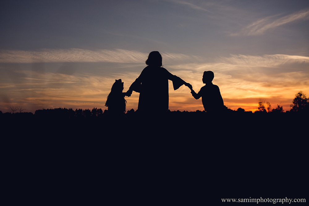 SamiM Photography Ashburn Ga Photographer Moma + Me two kids silhouette