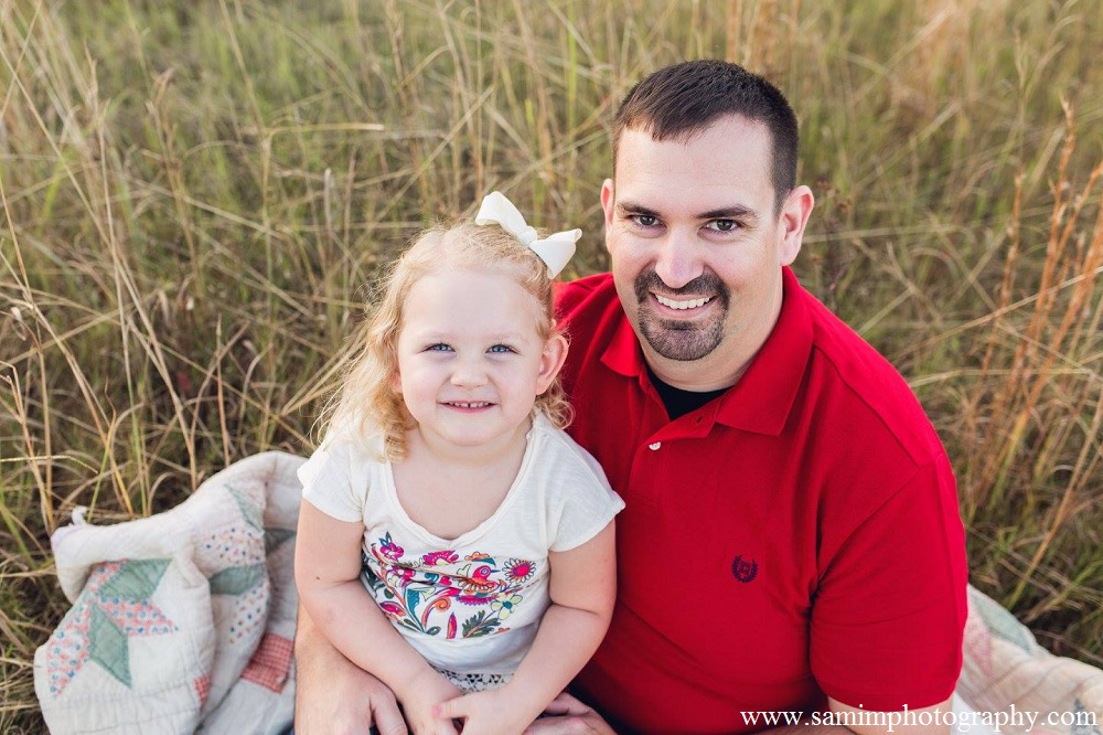 SamiM Photography Fall Sunset Session family daddy and daughter