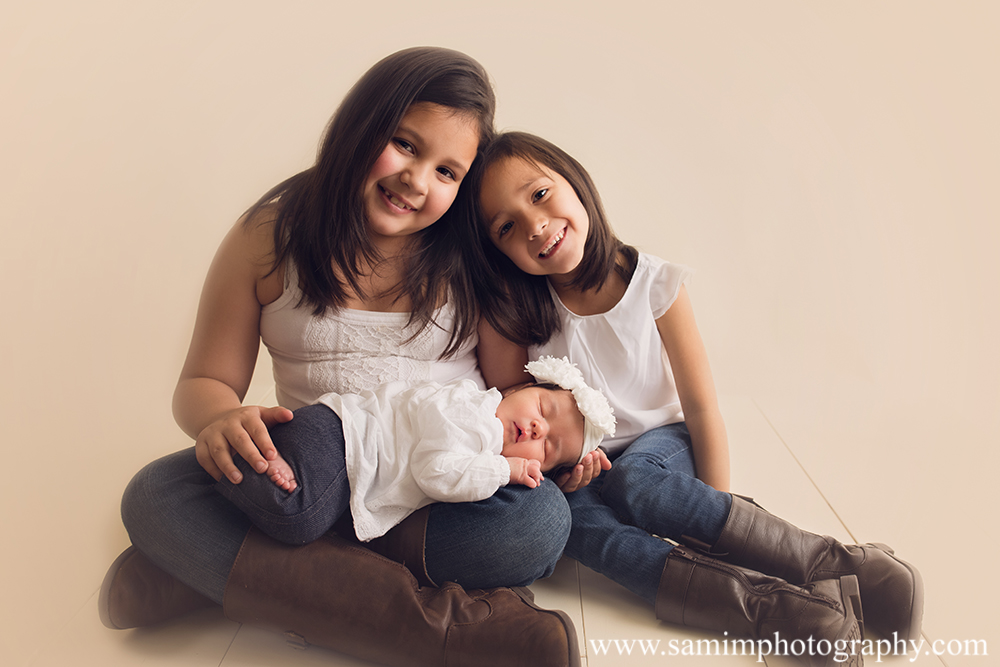 SamiM Photography newborn studio session recapping 365 days