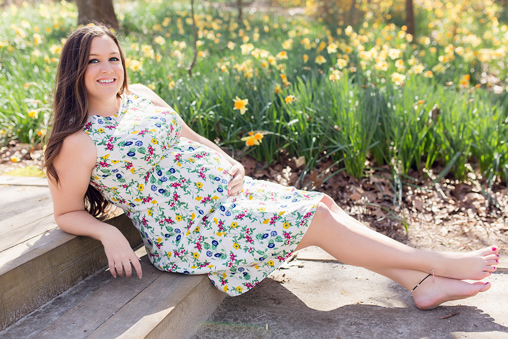 Ashburn Ga Photographer Blossoming among the daffodils spring maternity session