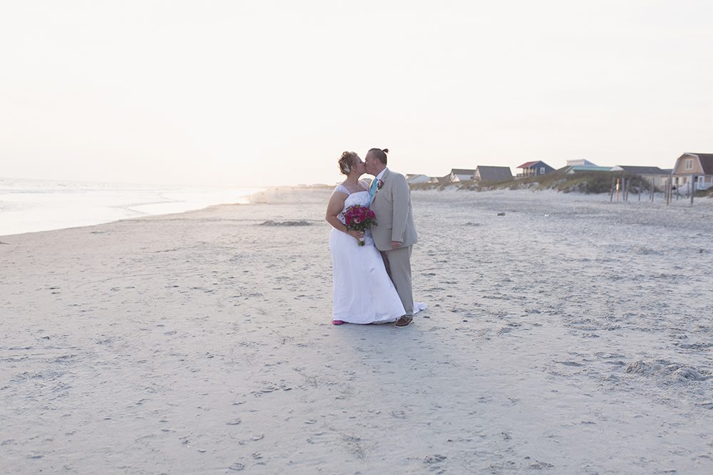 SamiM Photography Oak Island Wedding