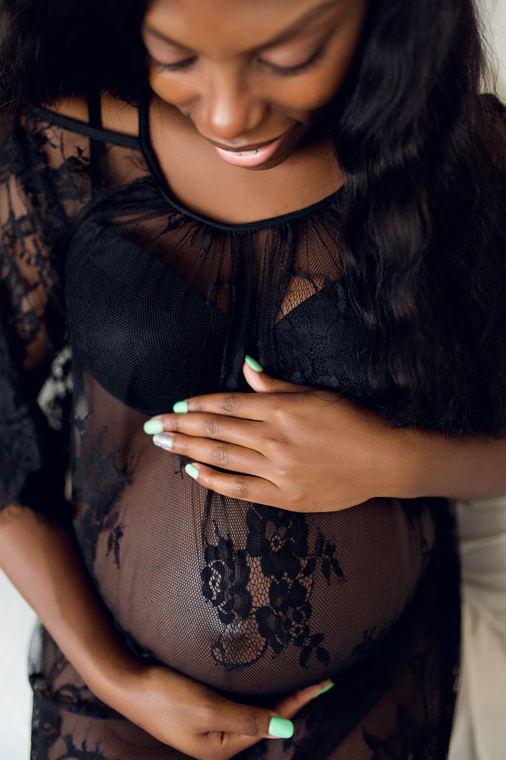 SamiM Photography Maternity boudoir Black beauty