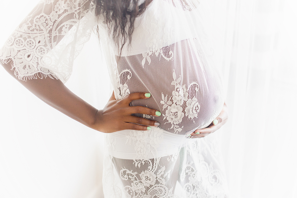 SamiM Photography Maternity boudoir Black beauty